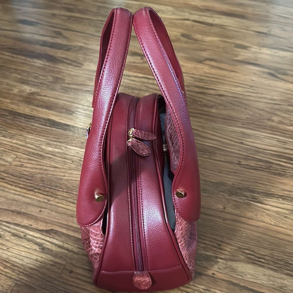Rodania Crocodile Genuine Leather Bag in Dark Red♥️ - Picture 4 of 17